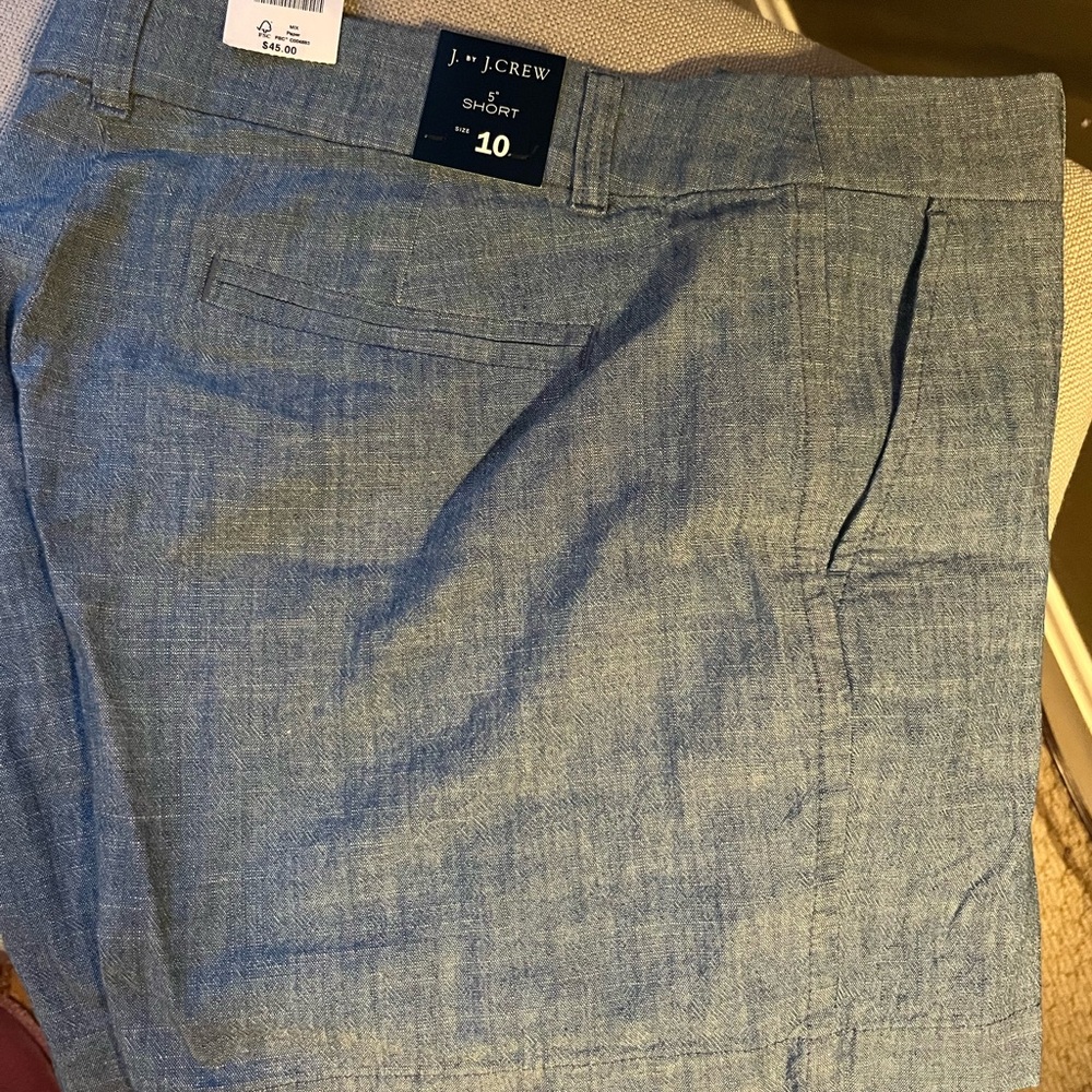 J. CREW brand new - Blue Bermuda Shorts Classic Tailored Design. 5”short .